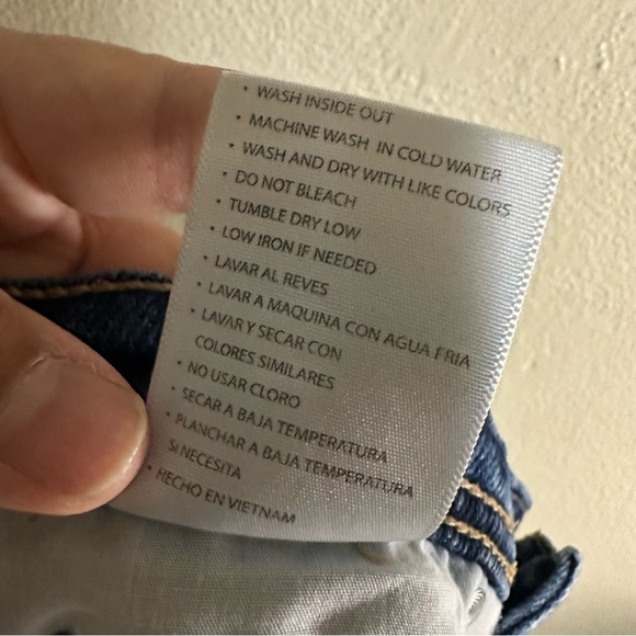 KanCan Button Fly Distressed Raw Hem Shorts Size 29 - Picture 7 of 7